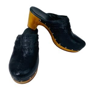 Ugg Australia Vivica Woven Black Leather Clogs 8 Studs SN1952